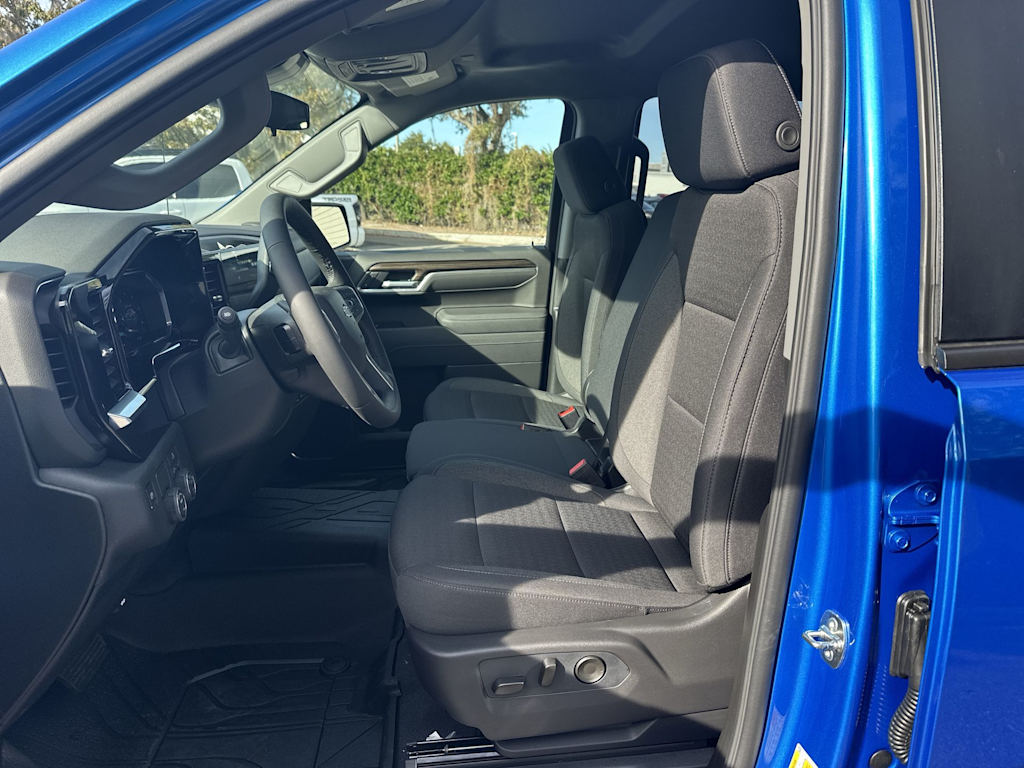 Thumbnail: 2026 Chevrolet Silverado 1500 - 11