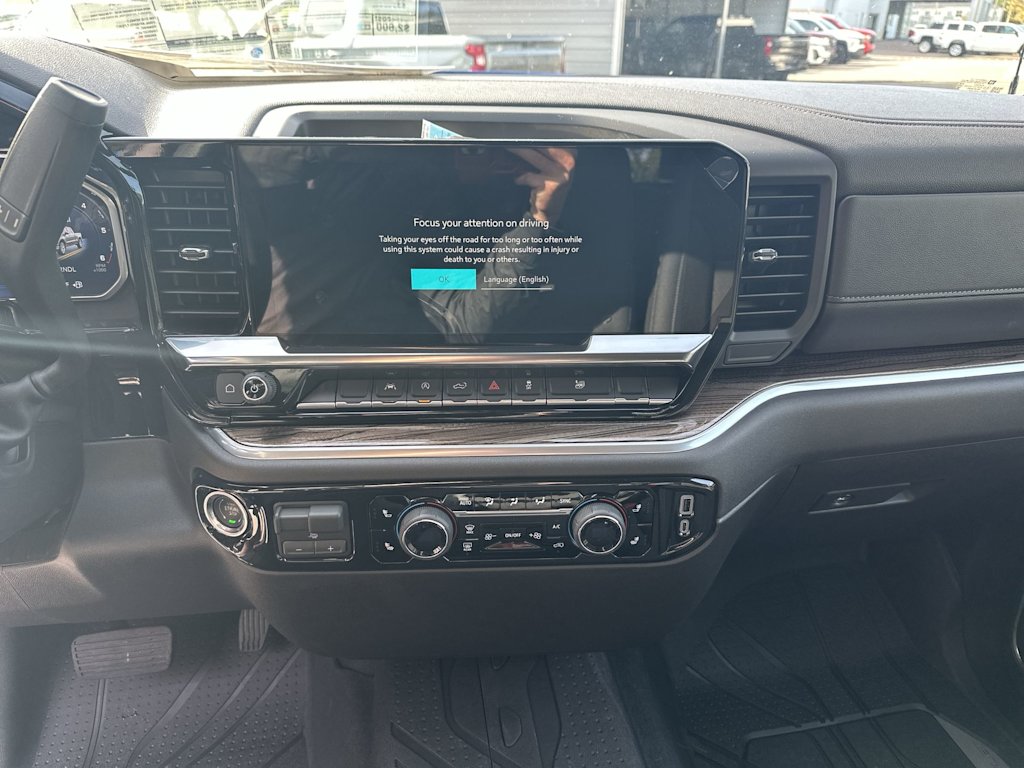 Thumbnail: 2026 Chevrolet Silverado 1500 - 14