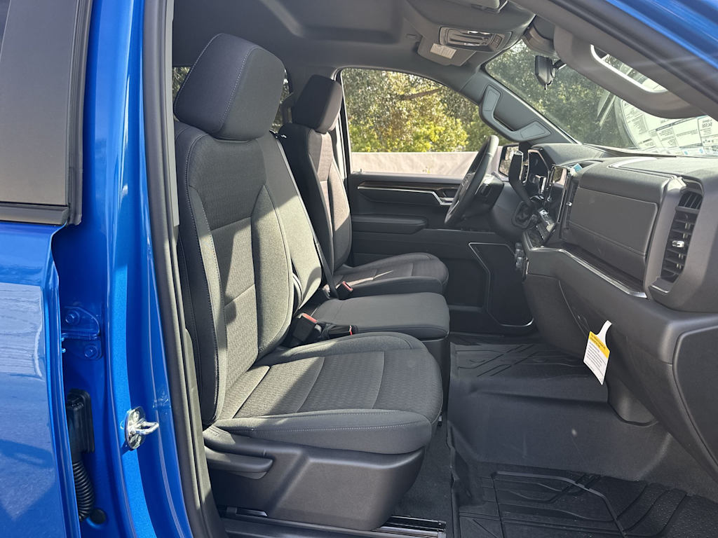 Thumbnail: 2026 Chevrolet Silverado 1500 - 25