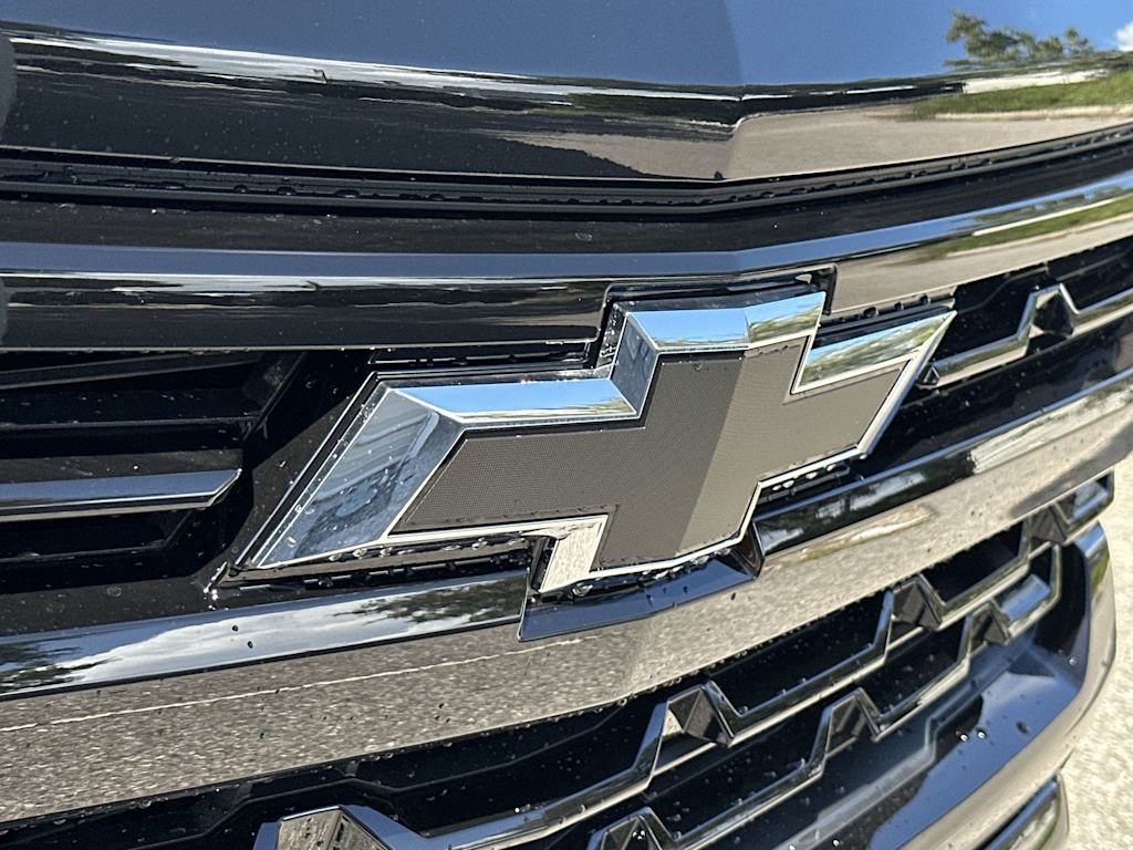 Thumbnail: 2026 Chevrolet Silverado 1500 - 24