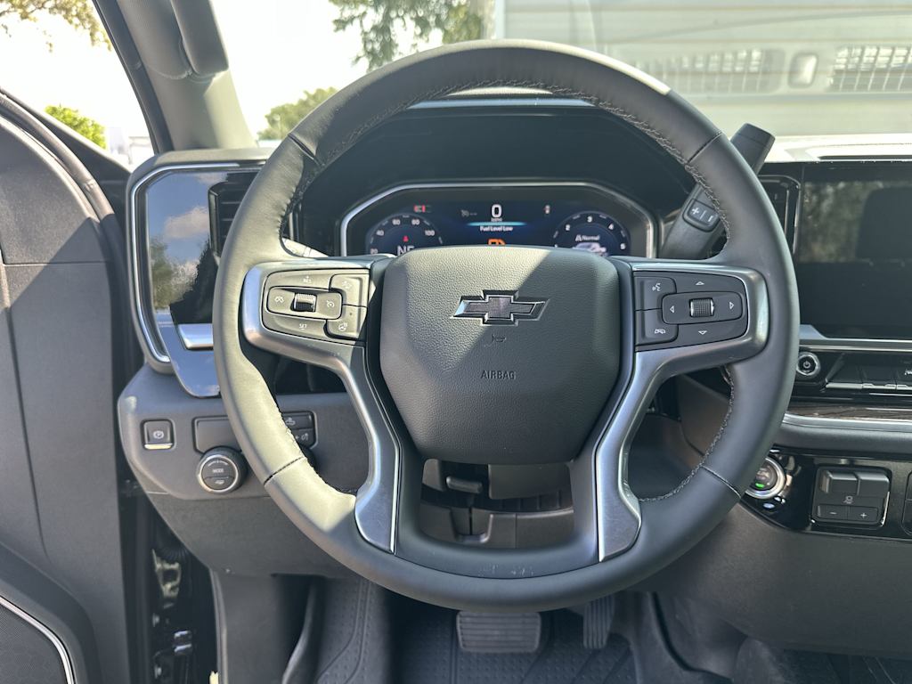 Thumbnail: 2026 Chevrolet Silverado 1500 - 10