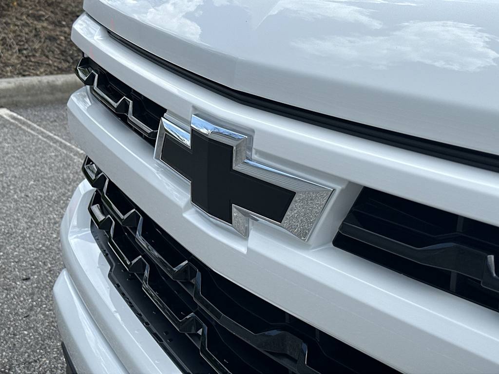 Thumbnail: 2026 Chevrolet Silverado 1500 - 6
