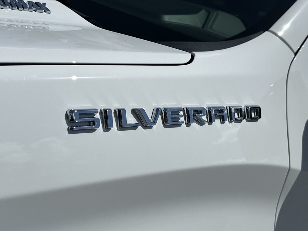 Thumbnail: 2026 Chevrolet Silverado 1500 - 22