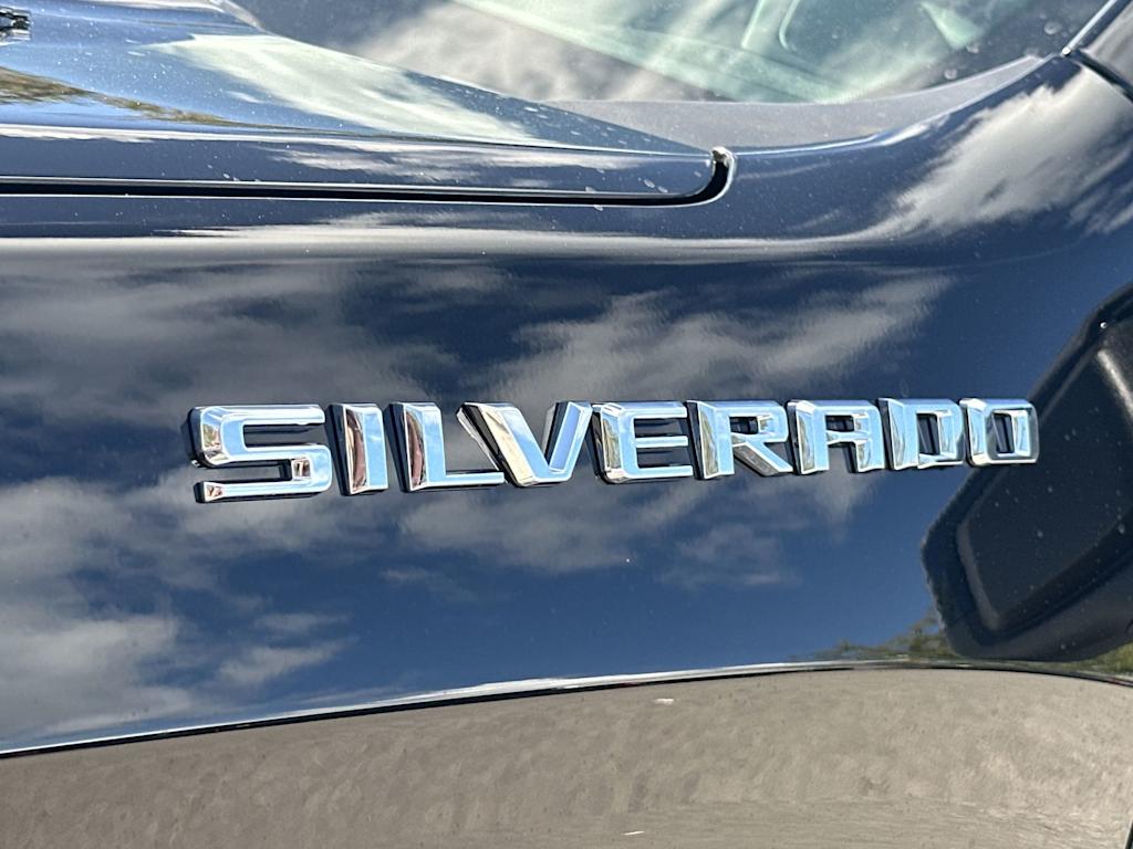 Thumbnail: 2026 Chevrolet Silverado 1500 - 22