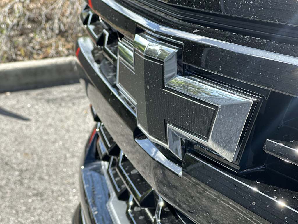 Thumbnail: 2026 Chevrolet Silverado 1500 - 6