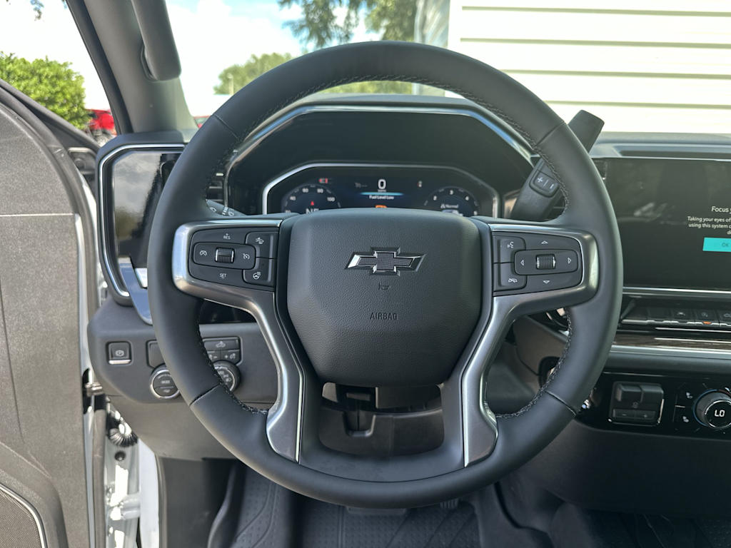 Thumbnail: 2026 Chevrolet Silverado 1500 - 10
