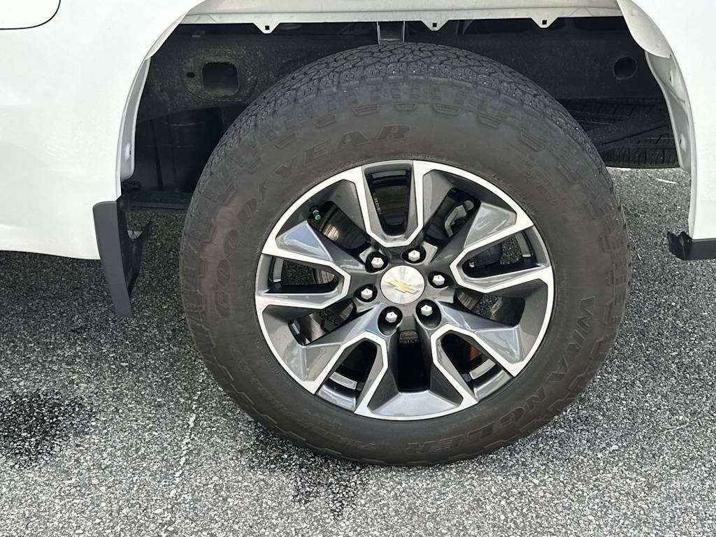 Thumbnail: 2024 Chevrolet Silverado 1500 - 7