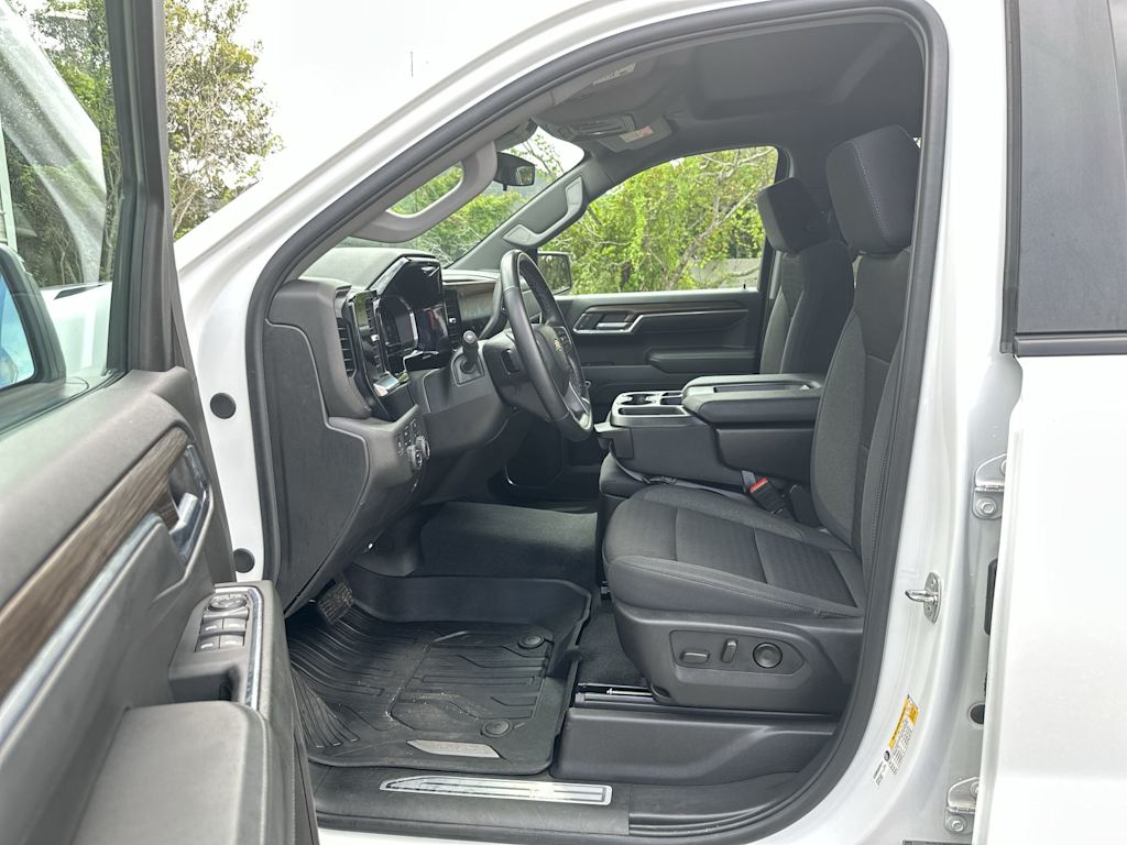 Thumbnail: 2024 Chevrolet Silverado 1500 - 10