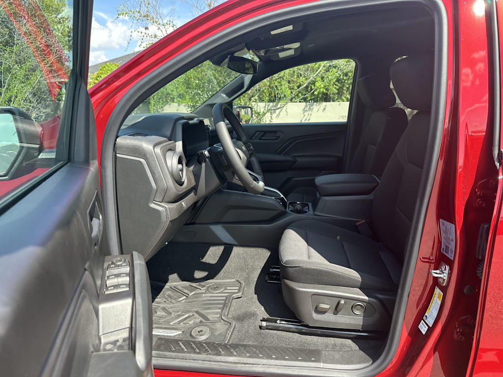 Thumbnail: 2026 Chevrolet Colorado - 11
