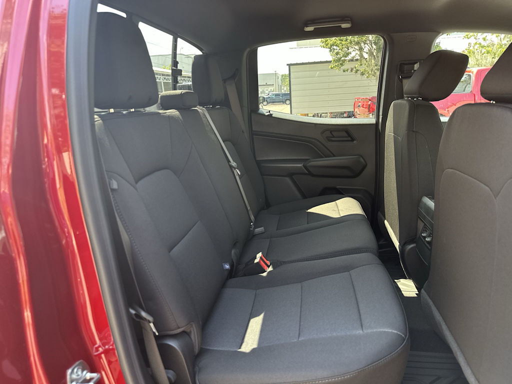 Thumbnail: 2026 Chevrolet Colorado - 25