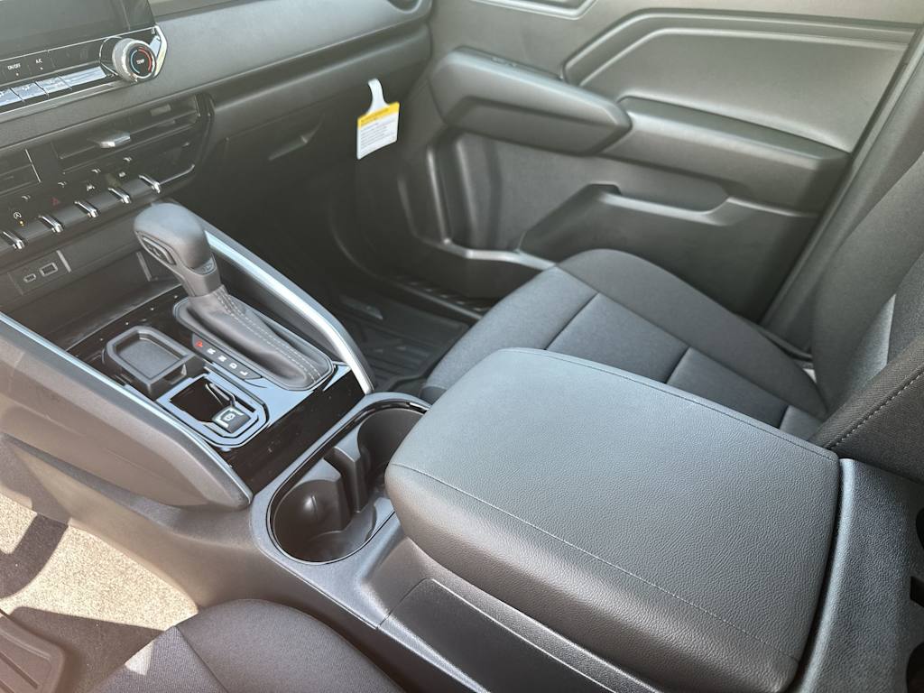 Thumbnail: 2026 Chevrolet Colorado - 27