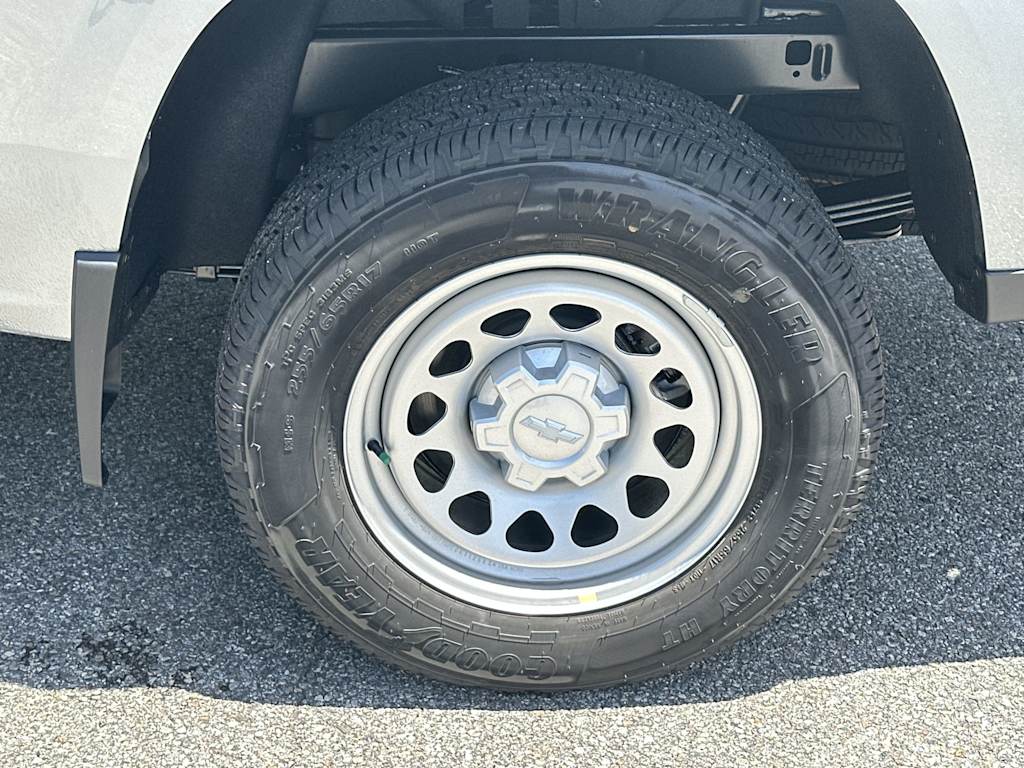Thumbnail: 2026 Chevrolet Colorado - 8