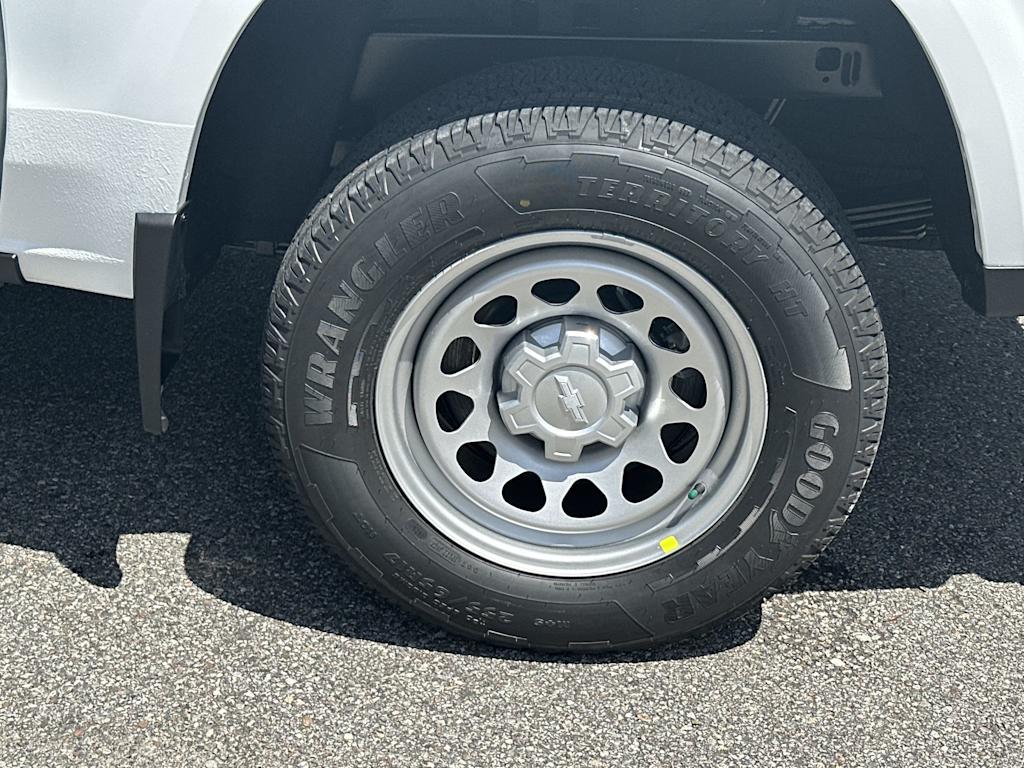 Thumbnail: 2026 Chevrolet Colorado - 8