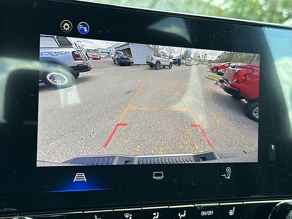 Thumbnail: 2026 Chevrolet Colorado - 13