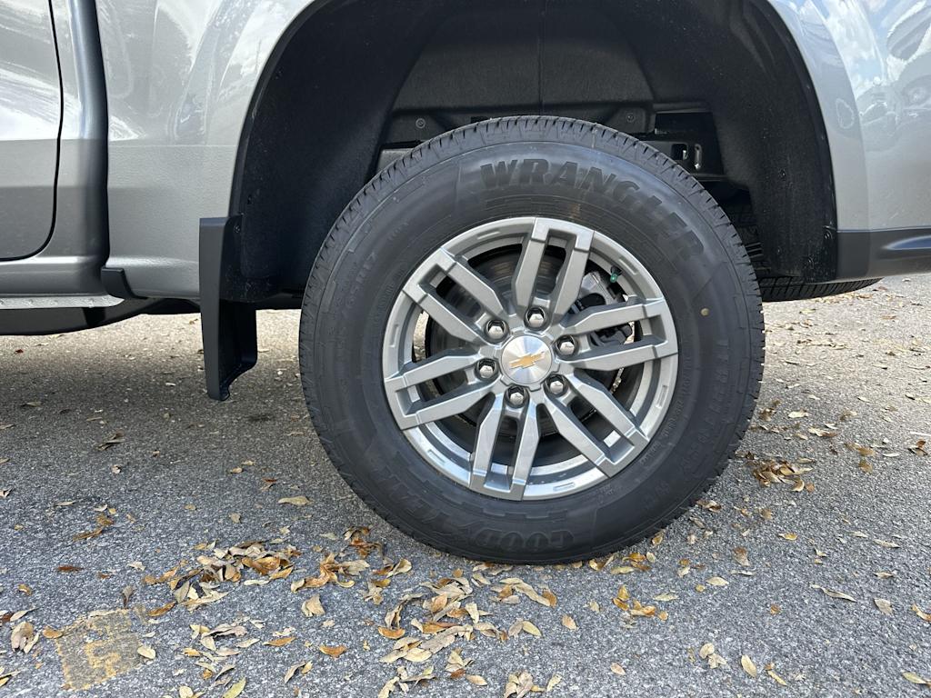 Thumbnail: 2026 Chevrolet Colorado - 7