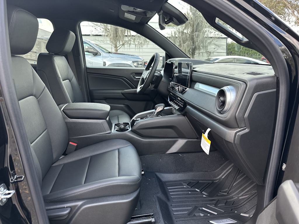 Thumbnail: 2026 Chevrolet Colorado - 27