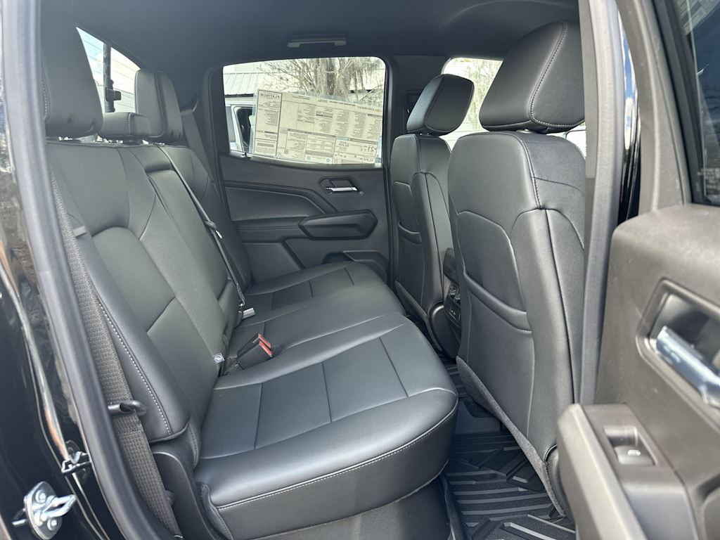 Thumbnail: 2026 Chevrolet Colorado - 26