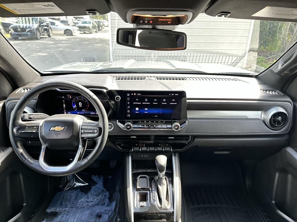 Thumbnail: 2023 Chevrolet Colorado - 2