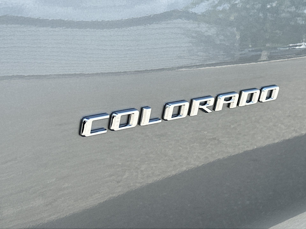 Thumbnail: 2023 Chevrolet Colorado - 22