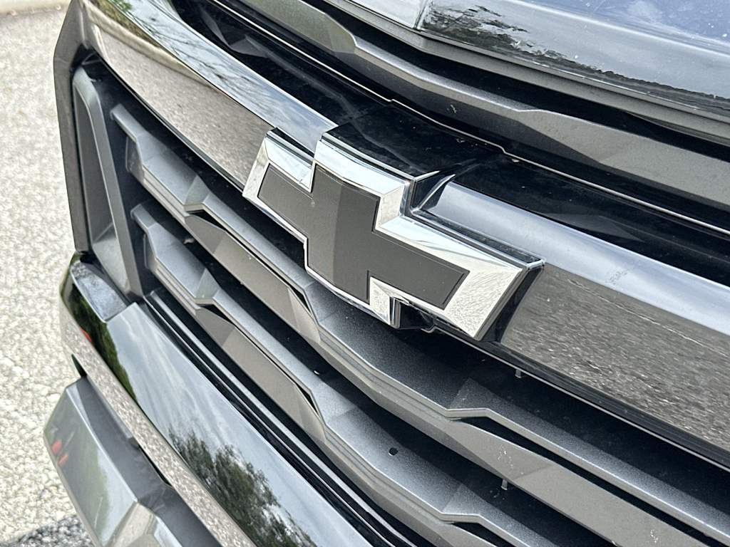 Thumbnail: 2024 Chevrolet Colorado - 6
