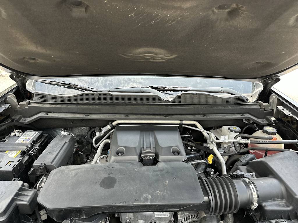 Thumbnail: 2024 Chevrolet Colorado - 8