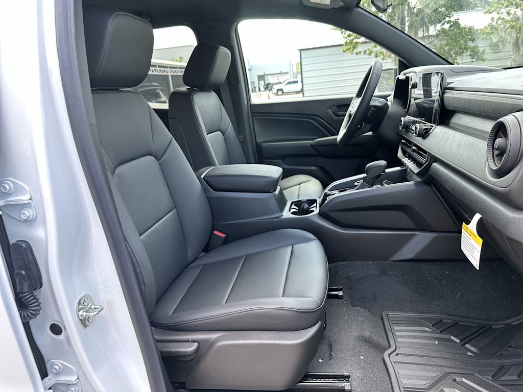 Thumbnail: 2026 Chevrolet Colorado - 25