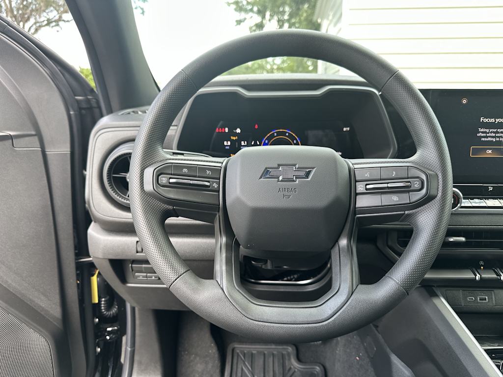 Thumbnail: 2026 Chevrolet Colorado - 10