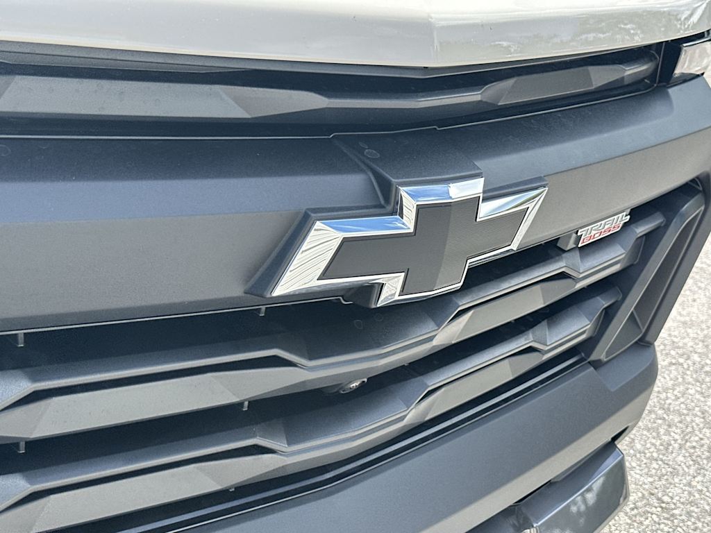 Thumbnail: 2026 Chevrolet Colorado - 21