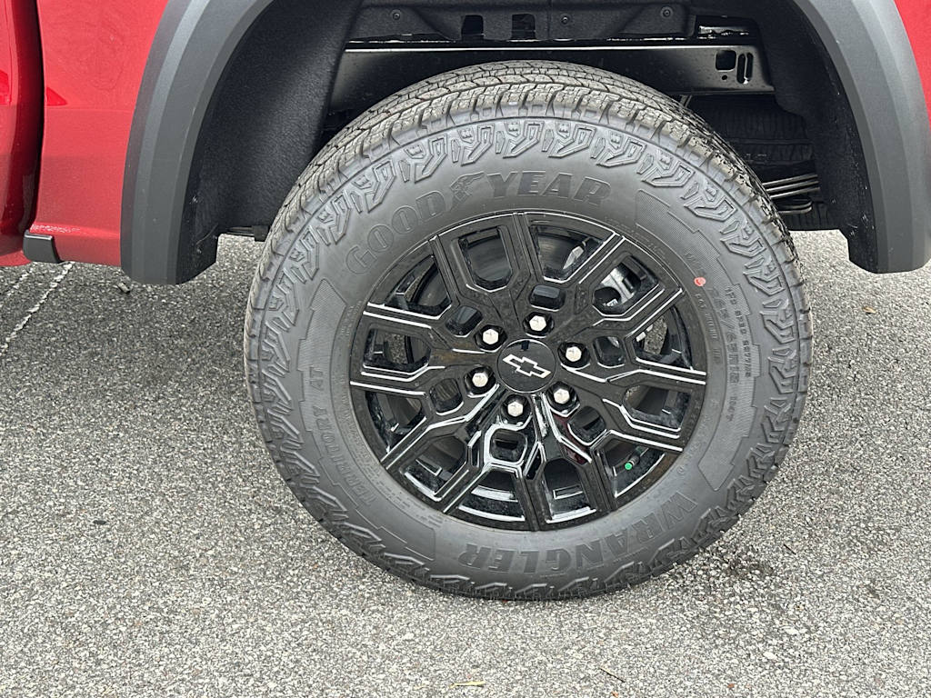 Thumbnail: 2026 Chevrolet Colorado - 8
