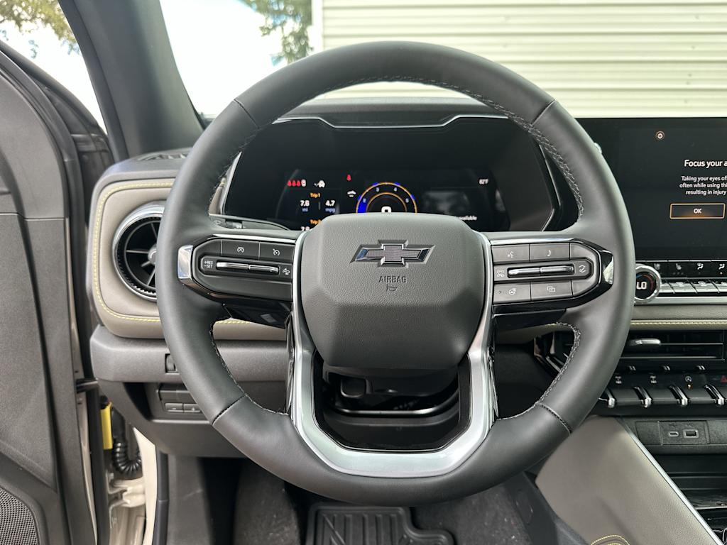 Thumbnail: 2026 Chevrolet Colorado - 10