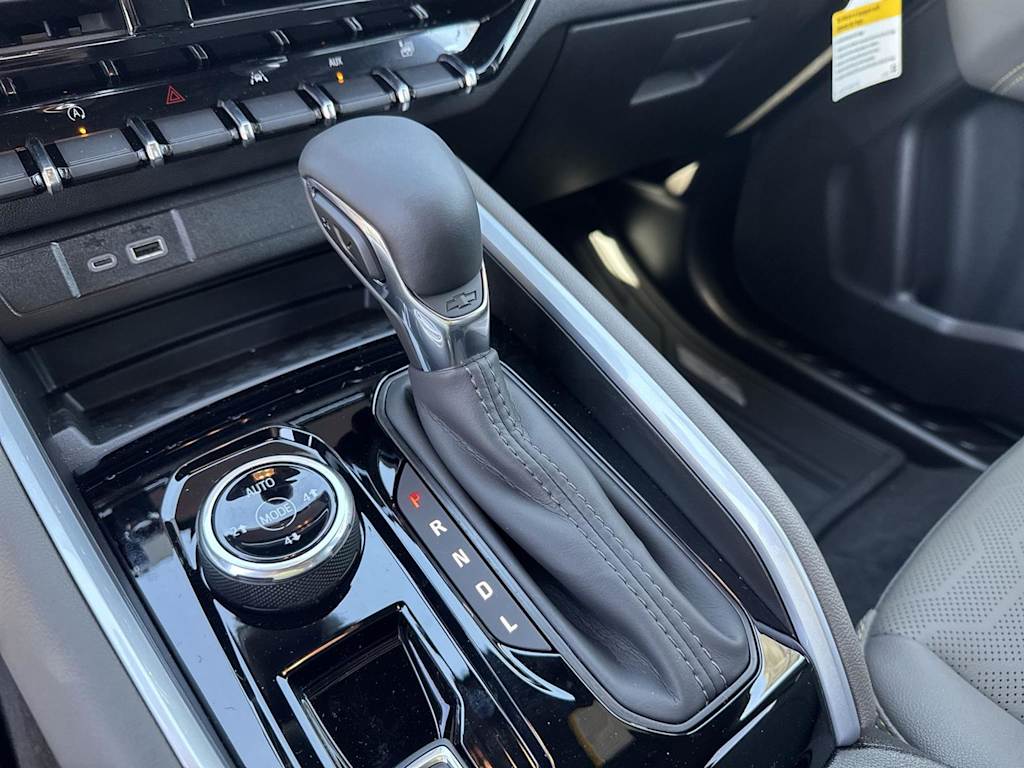 2025 Chevrolet Colorado ZR2 16