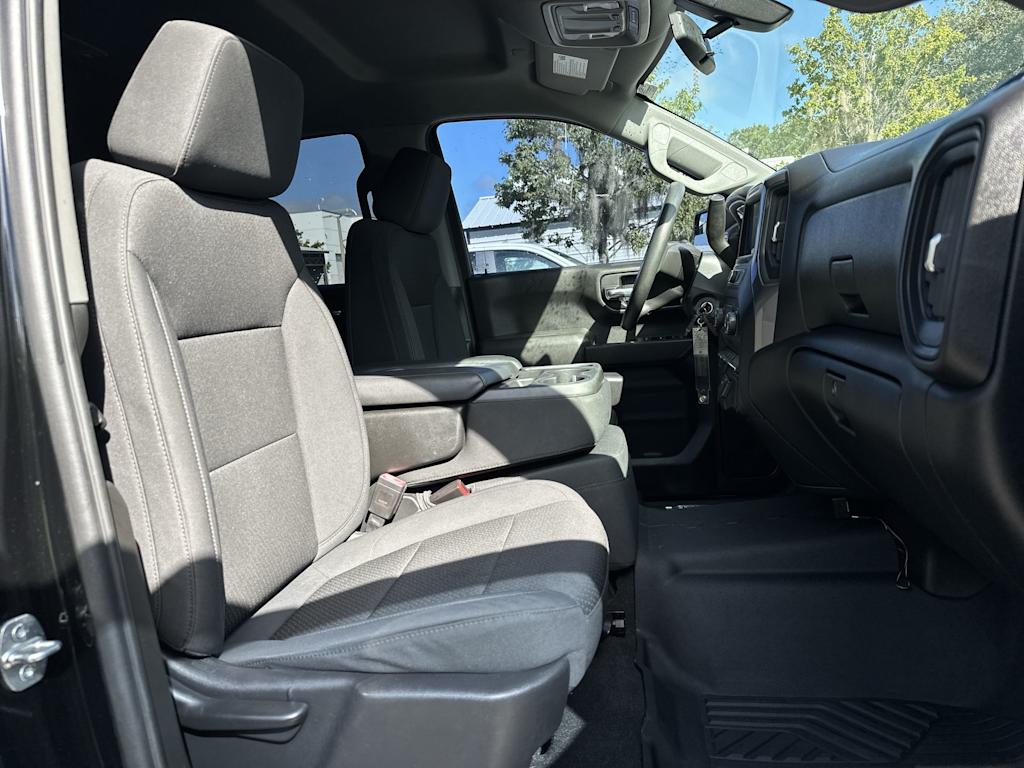 Thumbnail: 2021 Chevrolet Silverado 1500 - 26
