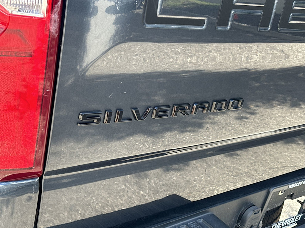 Thumbnail: 2021 Chevrolet Silverado 1500 - 23