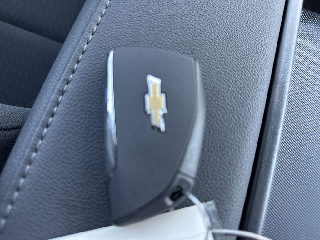 Thumbnail: 2026 Chevrolet Silverado 1500 - 17