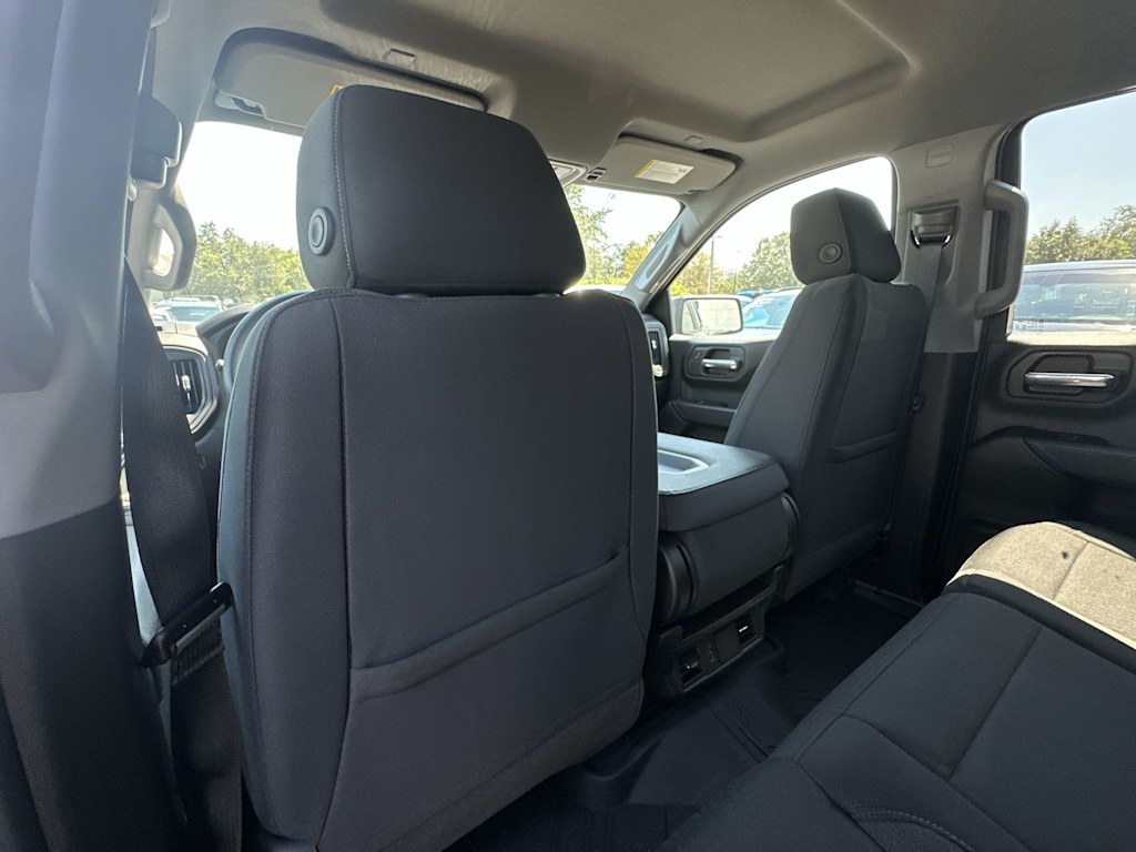 Thumbnail: 2026 Chevrolet Silverado 1500 - 13