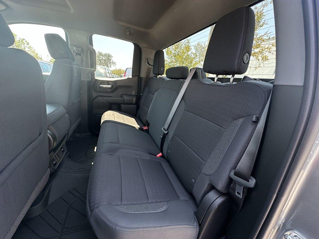 Thumbnail: 2026 Chevrolet Silverado 1500 - 23