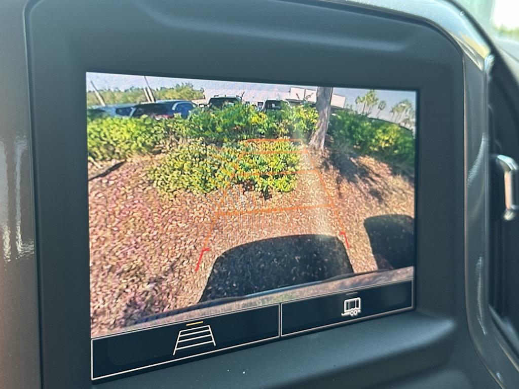 Thumbnail: 2026 Chevrolet Silverado 1500 - 14