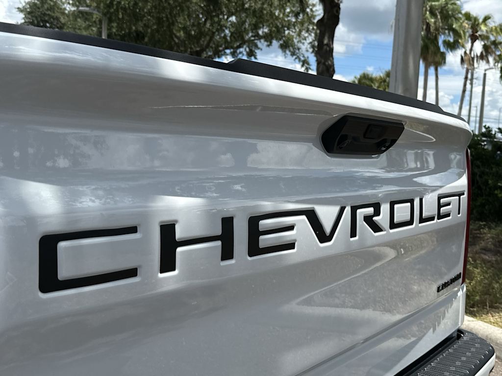 Thumbnail: 2026 Chevrolet Silverado 1500 - 7