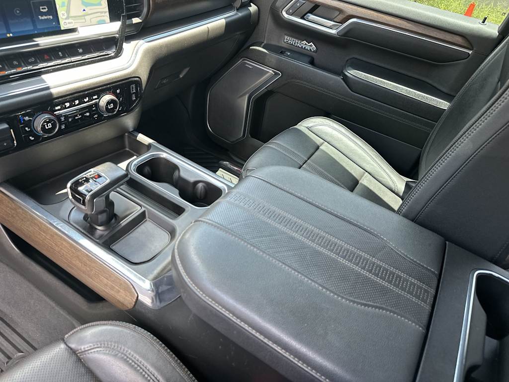 Thumbnail: 2023 Chevrolet Silverado 1500 - 26