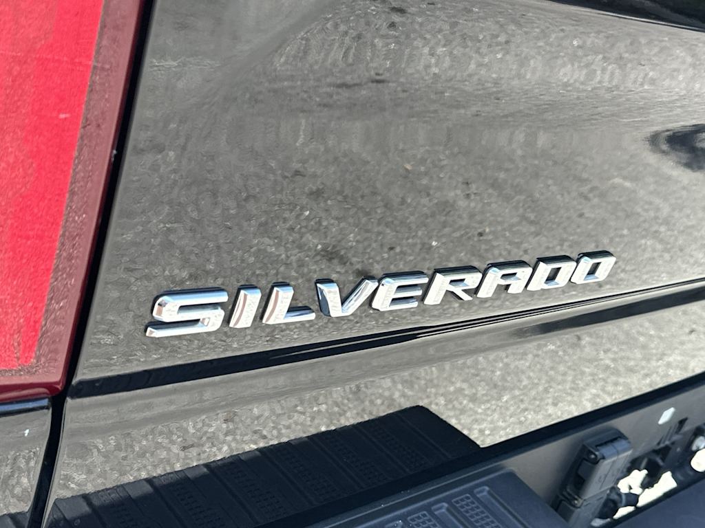 Thumbnail: 2023 Chevrolet Silverado 1500 - 22