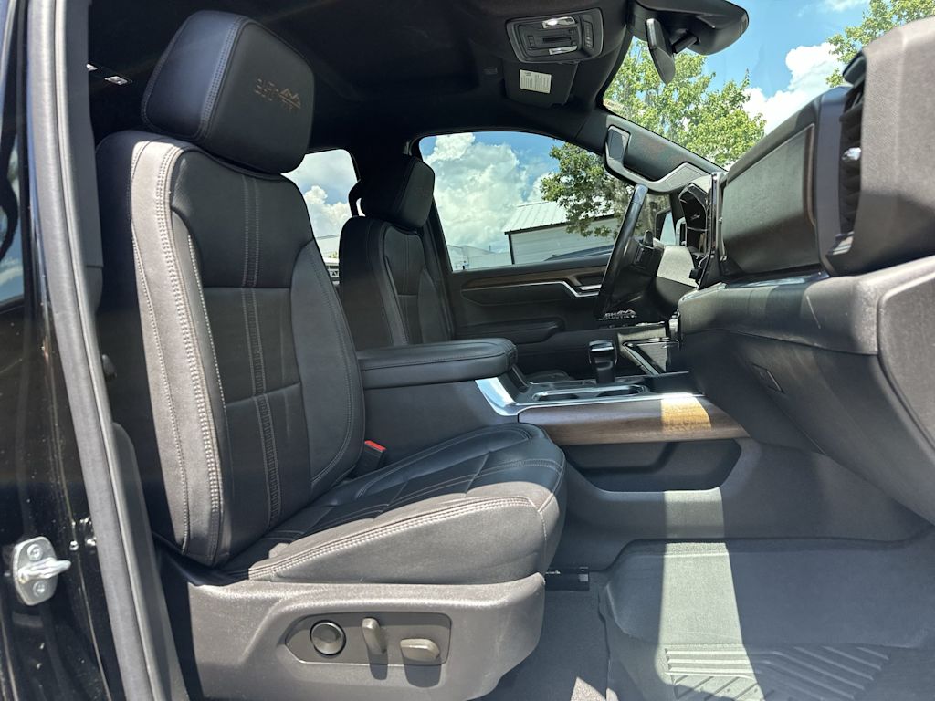 Thumbnail: 2023 Chevrolet Silverado 1500 - 25