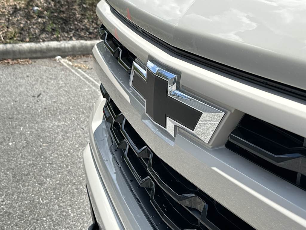 Thumbnail: 2026 Chevrolet Silverado 1500 - 6