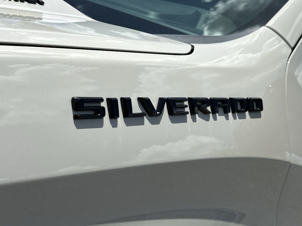 Thumbnail: 2026 Chevrolet Silverado 1500 - 22