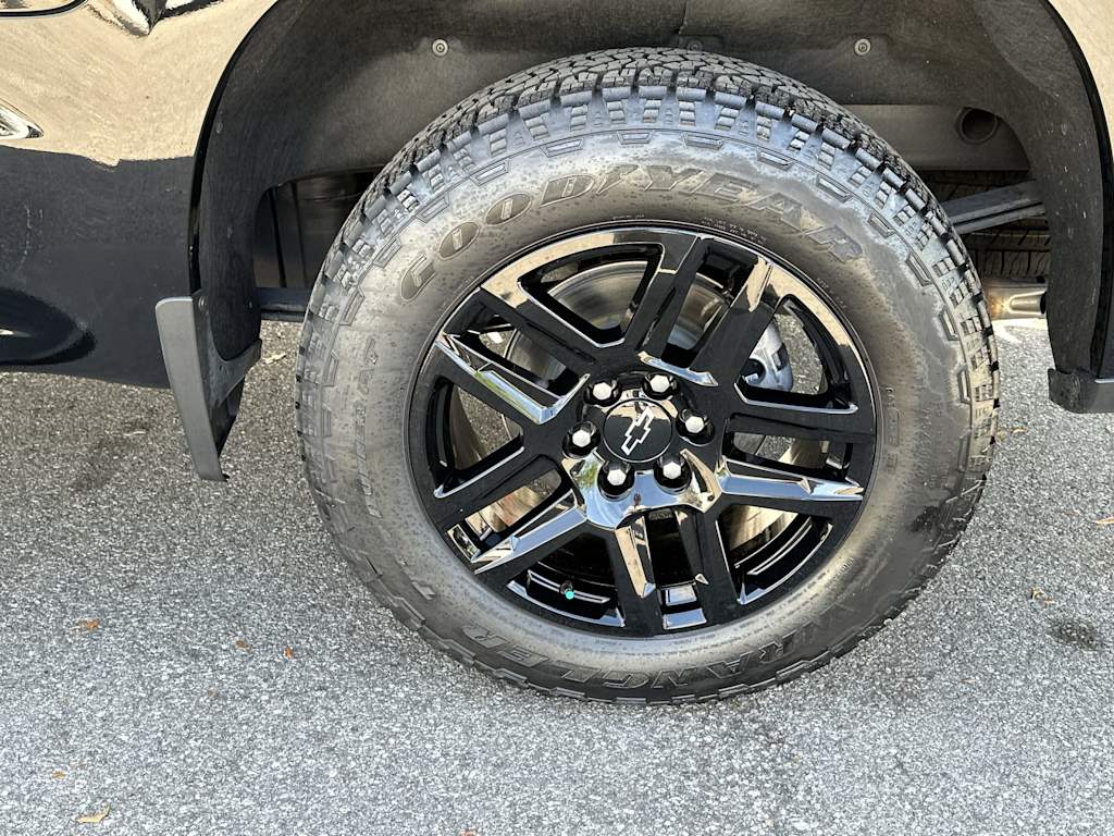 Thumbnail: 2026 Chevrolet Silverado 1500 - 8