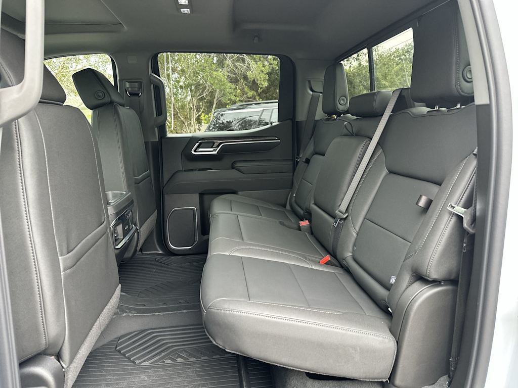 Thumbnail: 2026 Chevrolet Silverado 1500 - 24