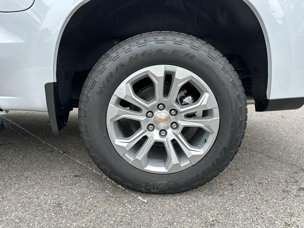 Thumbnail: 2026 Chevrolet Silverado 1500 - 8