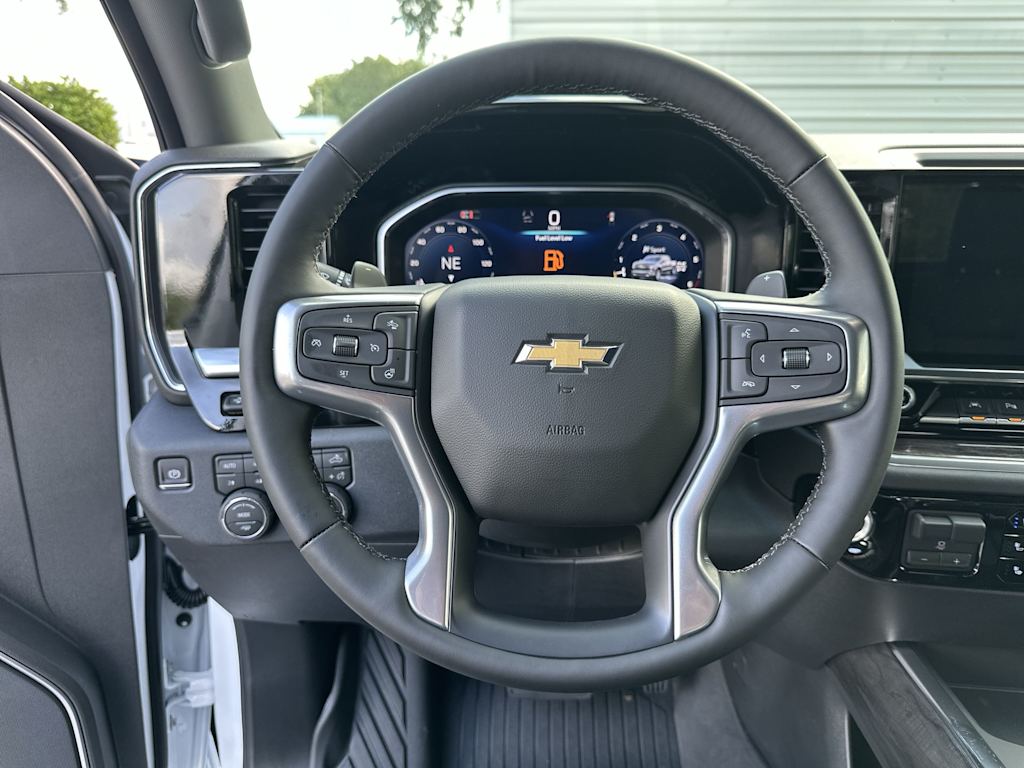 Thumbnail: 2026 Chevrolet Silverado 1500 - 10