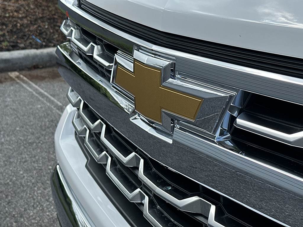 Thumbnail: 2026 Chevrolet Silverado 1500 - 7