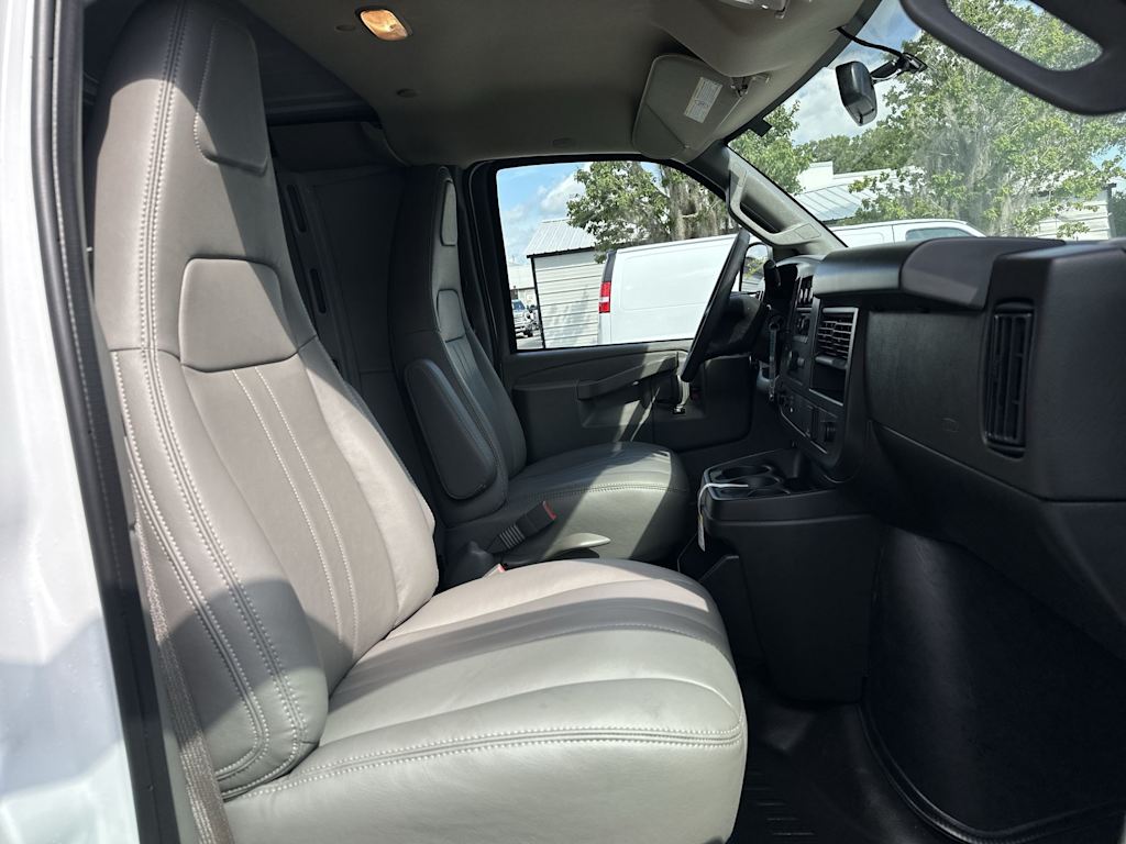 Thumbnail: 2026 Chevrolet Express - 12