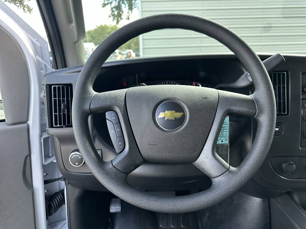 Thumbnail: 2026 Chevrolet Express - 10